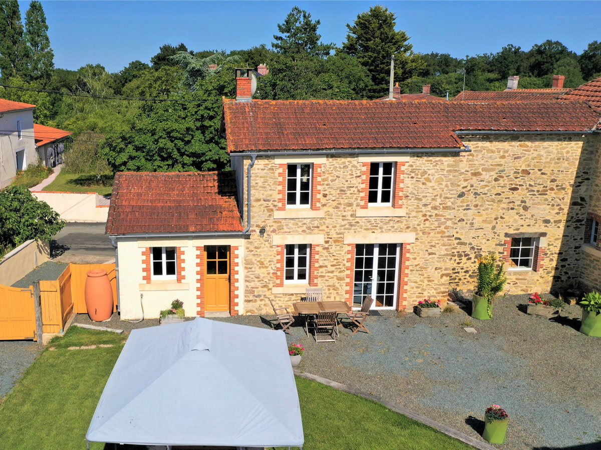 Gite La Maison du Soleil aux Chaffauds